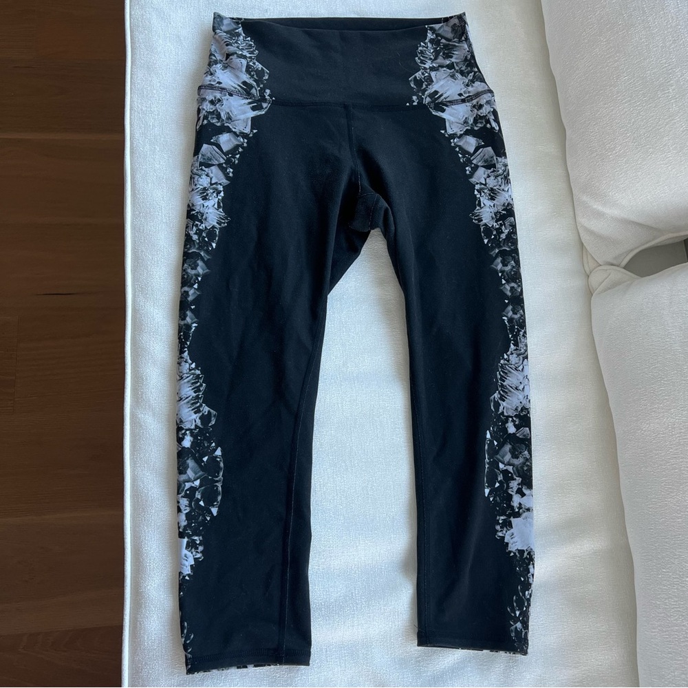 Alo Cropped Leggings Size Small